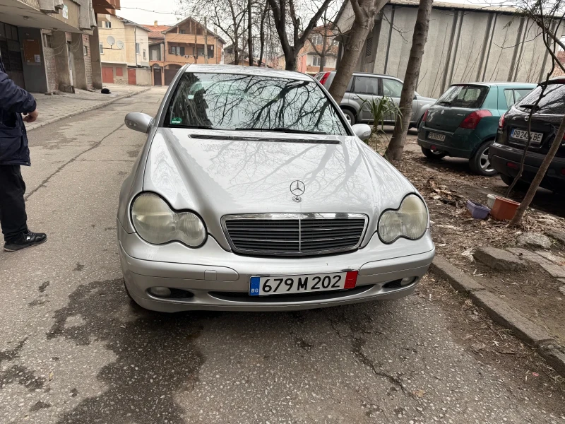 Mercedes-Benz C 270, снимка 2 - Автомобили и джипове - 49289366