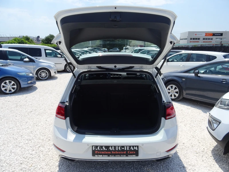 VW Golf, снимка 4 - Автомобили и джипове - 51596456