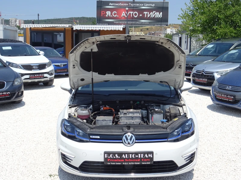 VW Golf, снимка 7 - Автомобили и джипове - 51596456