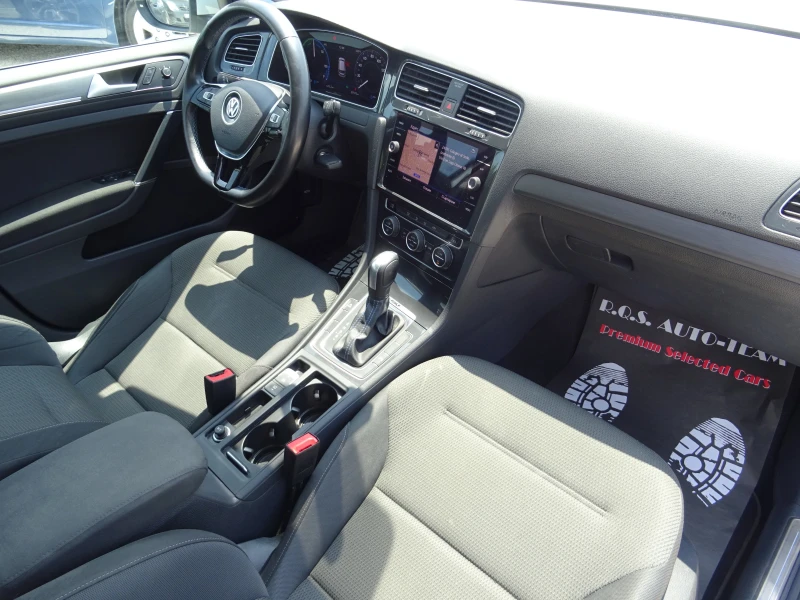 VW Golf, снимка 14 - Автомобили и джипове - 51596456