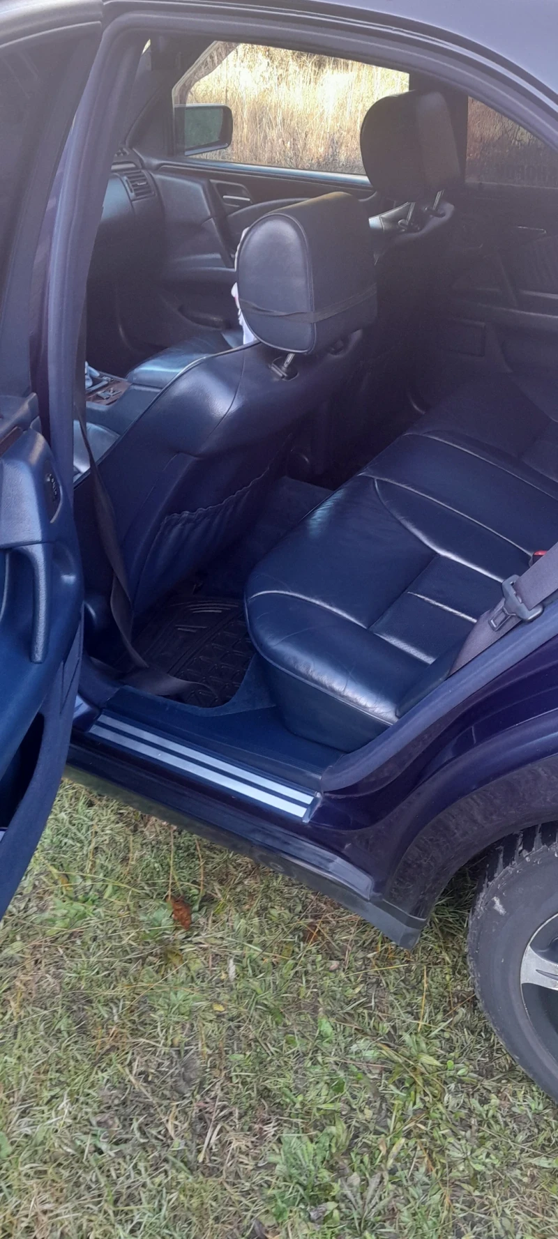 Mercedes-Benz E 200 Седан , снимка 12 - Автомобили и джипове - 52391226