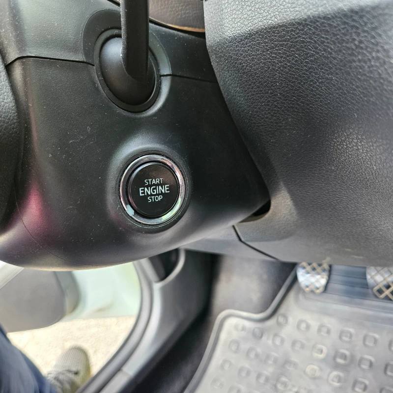 Skoda Fabia 1.4 tdi, снимка 10 - Автомобили и джипове - 52632163