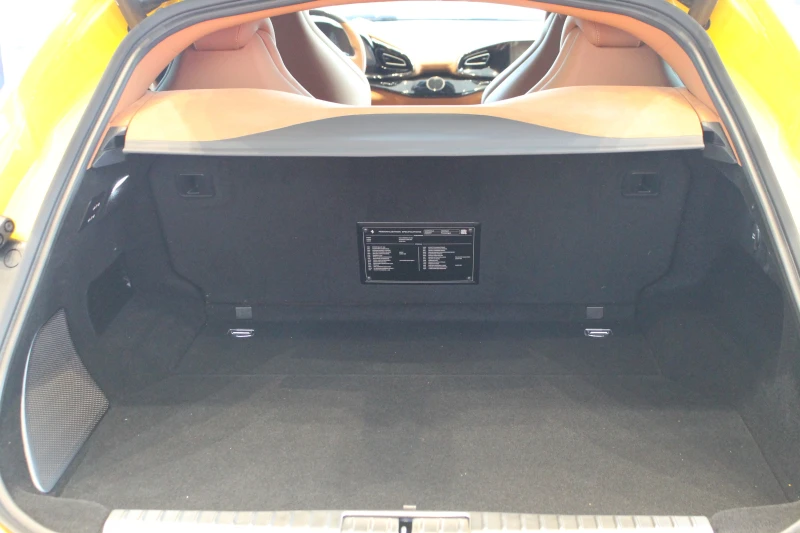 Ferrari Purosangue, снимка 12 - Автомобили и джипове - 52814743