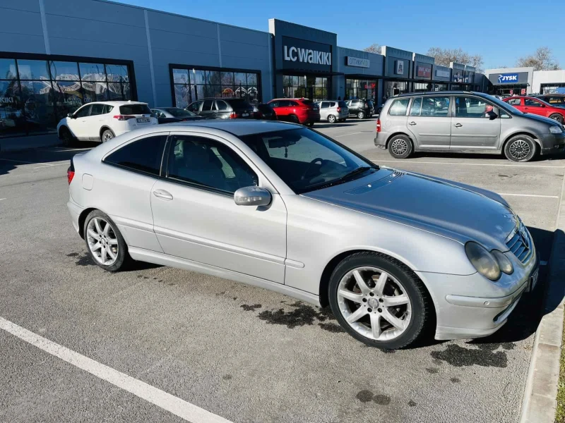 Mercedes-Benz C 220 Спорт купе , снимка 2 - Автомобили и джипове - 52928242