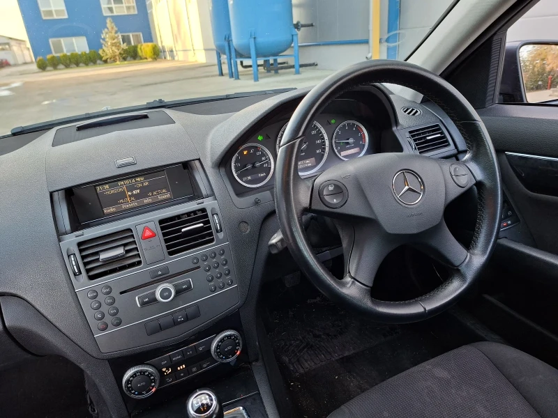 Mercedes-Benz C 200 Пакет, снимка 6 - Автомобили и джипове - 53189007