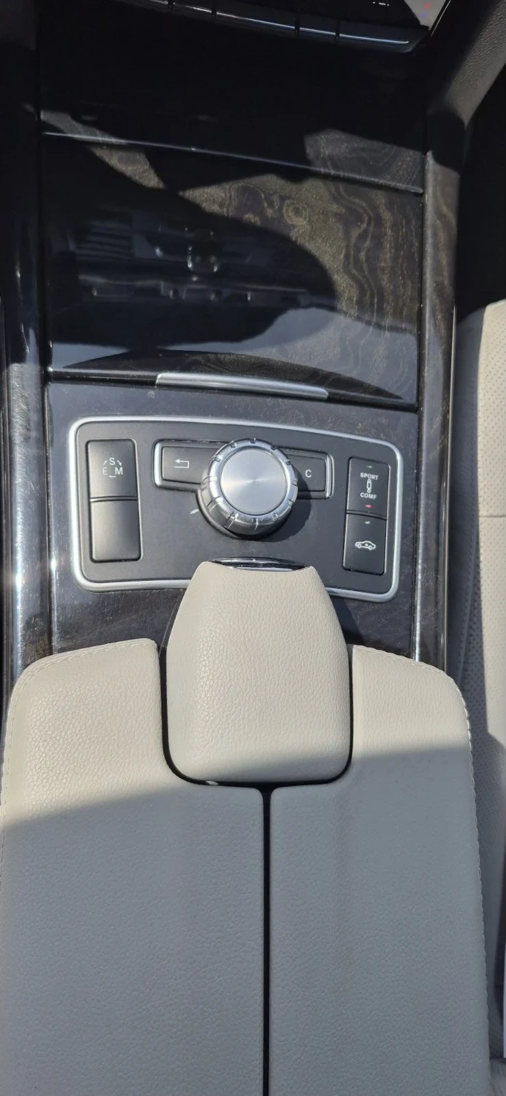 Mercedes-Benz E 350 AMG* Distronic* Camera* Подгрев* , снимка 16 - Автомобили и джипове - 54571619