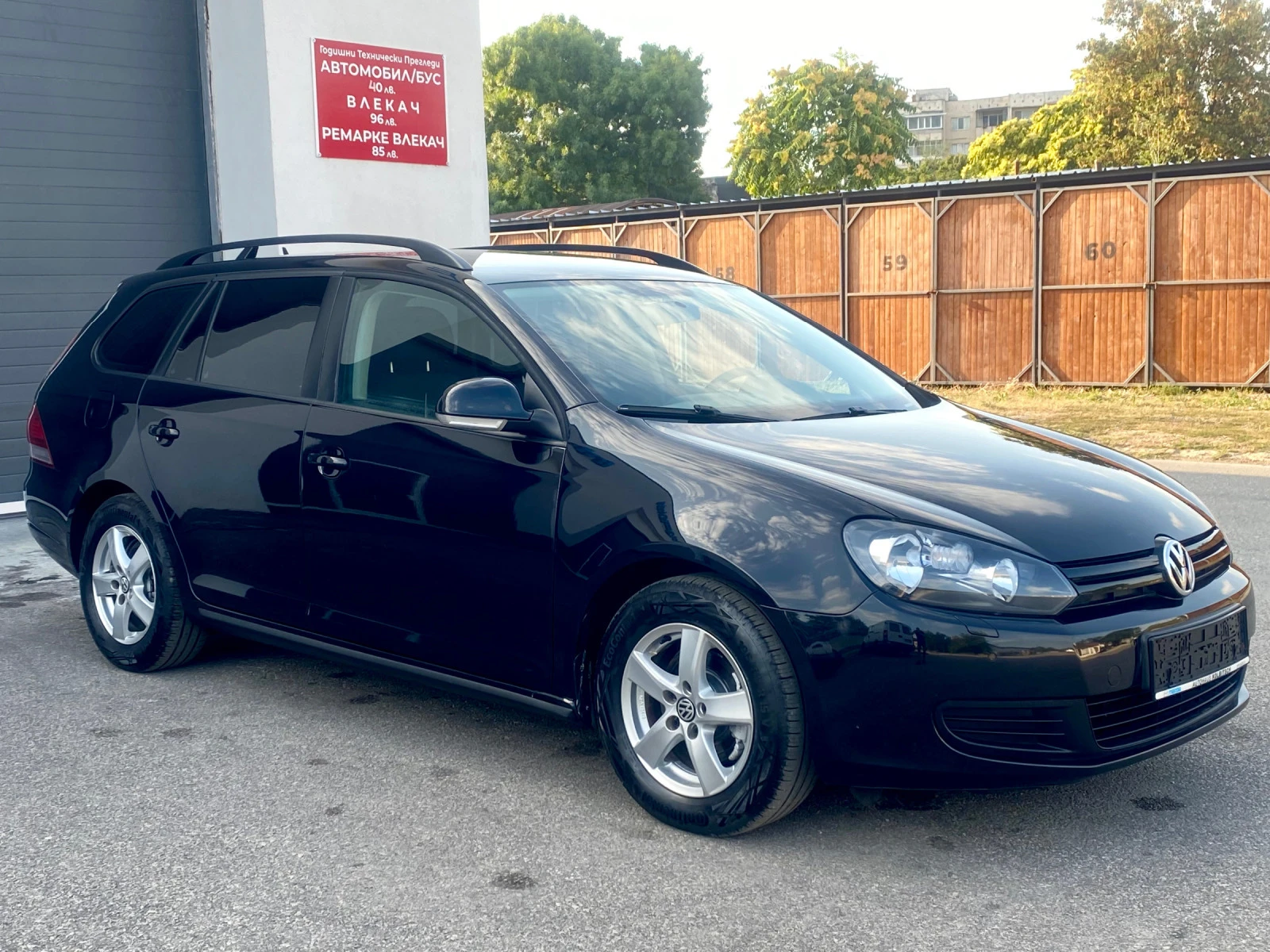 VW Golf 1.6TDI - изображение 3