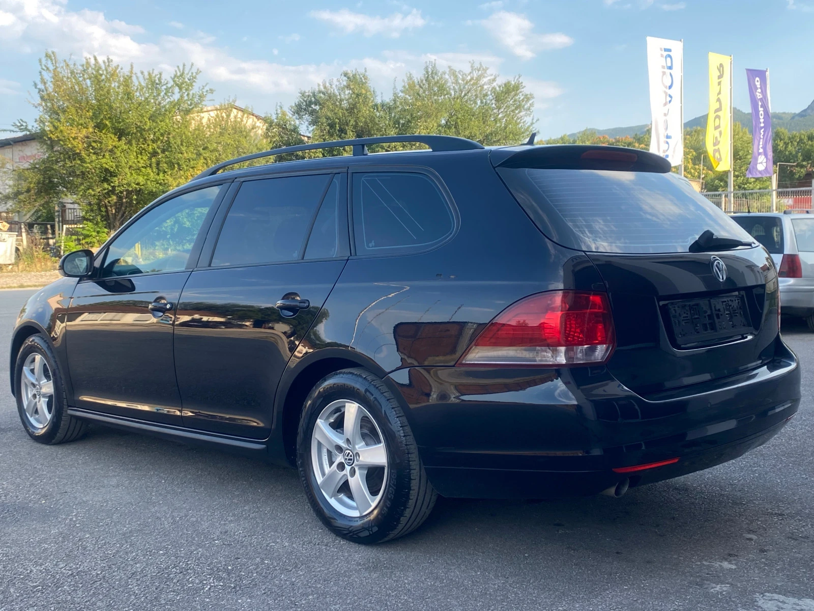 VW Golf 1.6TDI - изображение 5