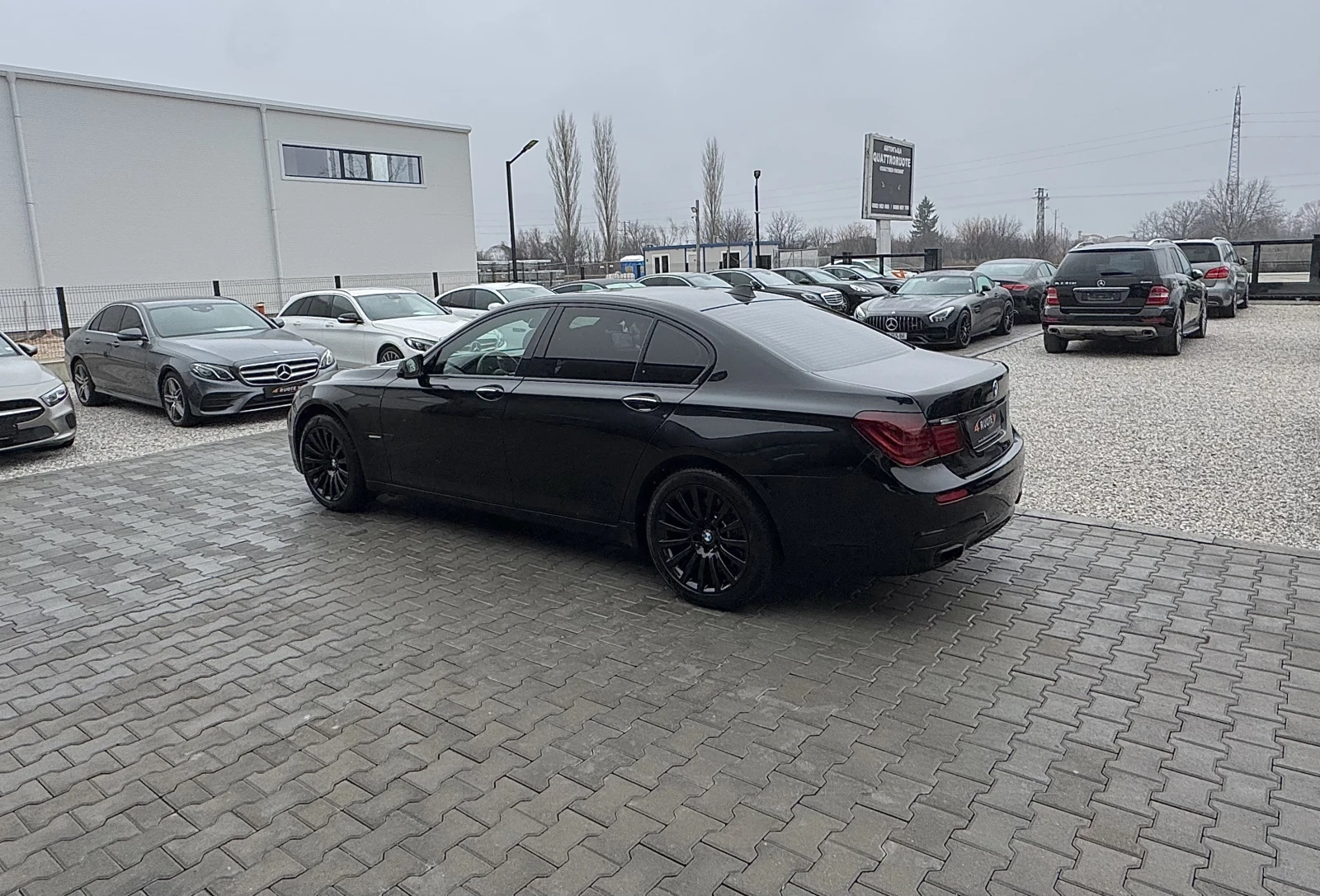 BMW 730 d M-Pack * Virtual* Подгрев/360Камера/Вакум/Keyles - изображение 6