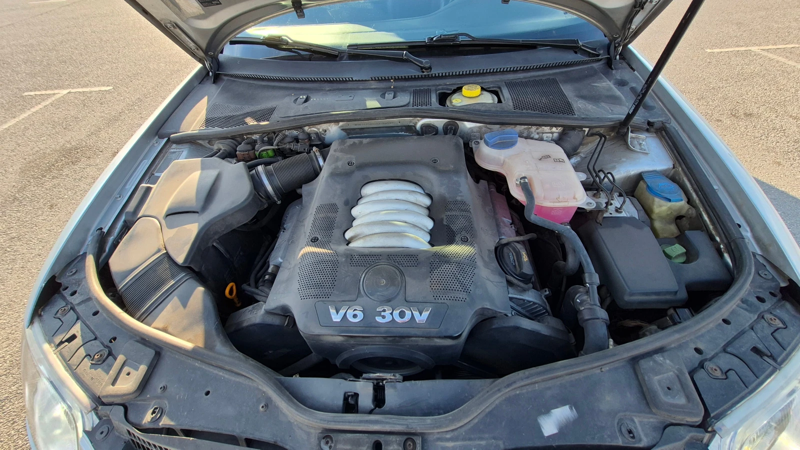 VW Passat B 5.5 4MOTION, снимка 5 - Автомобили и джипове - 54415097