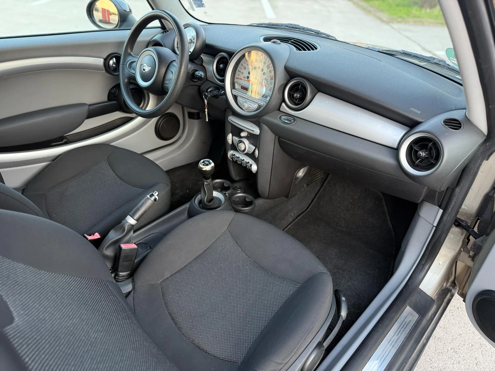 Mini Cooper 1.6 - изображение 8