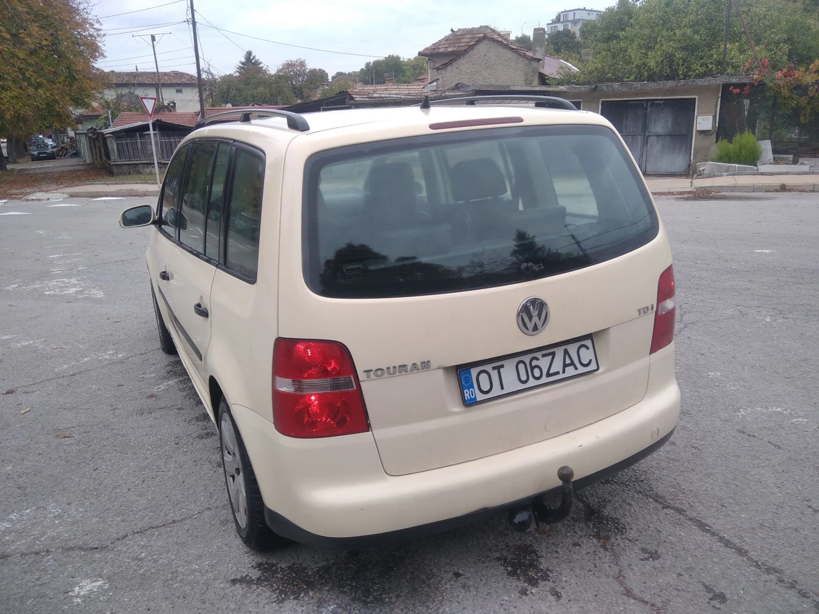 VW Touran 1.9TDI 6SK  - изображение 5