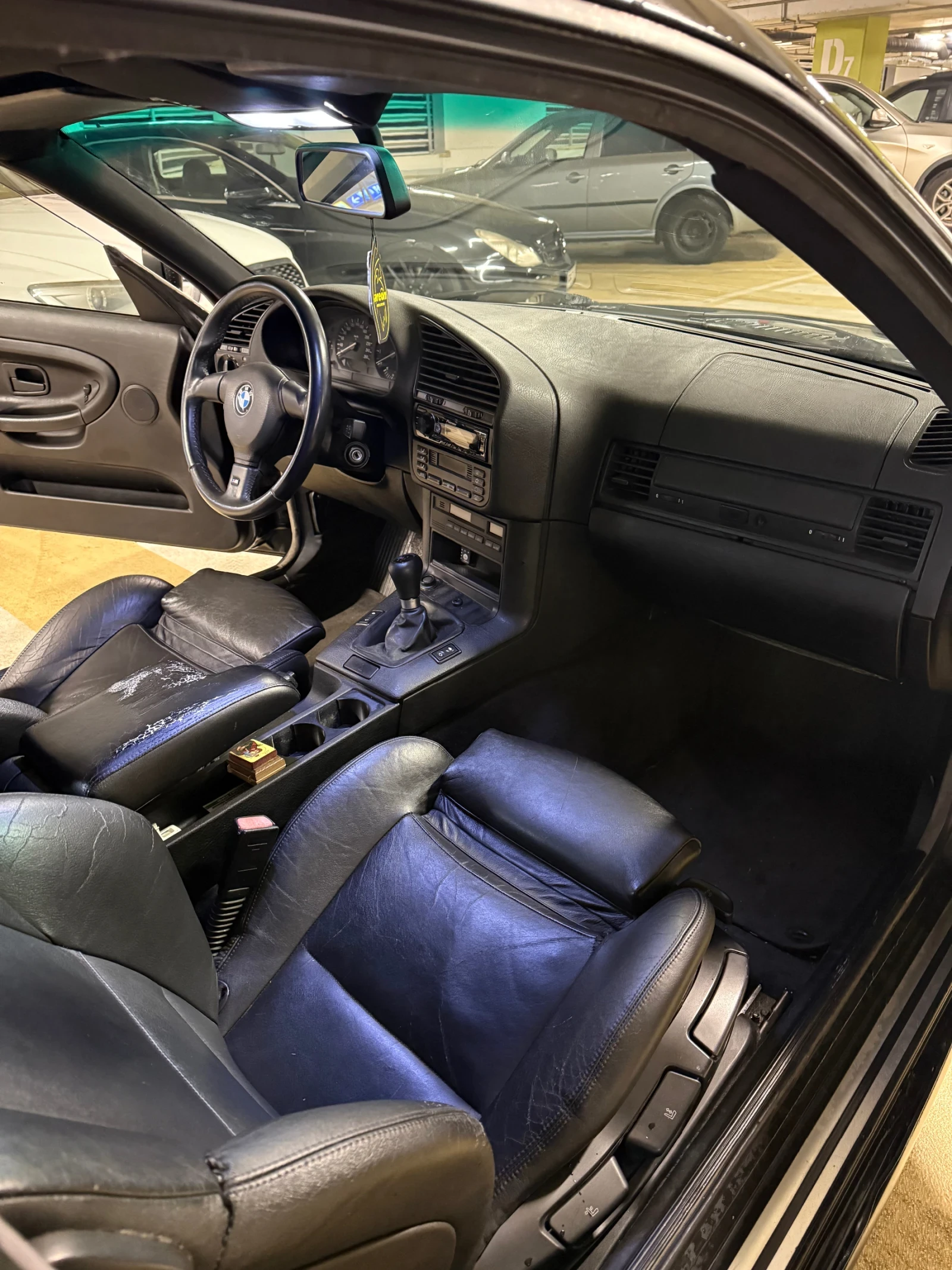 BMW 318 iS - изображение 9