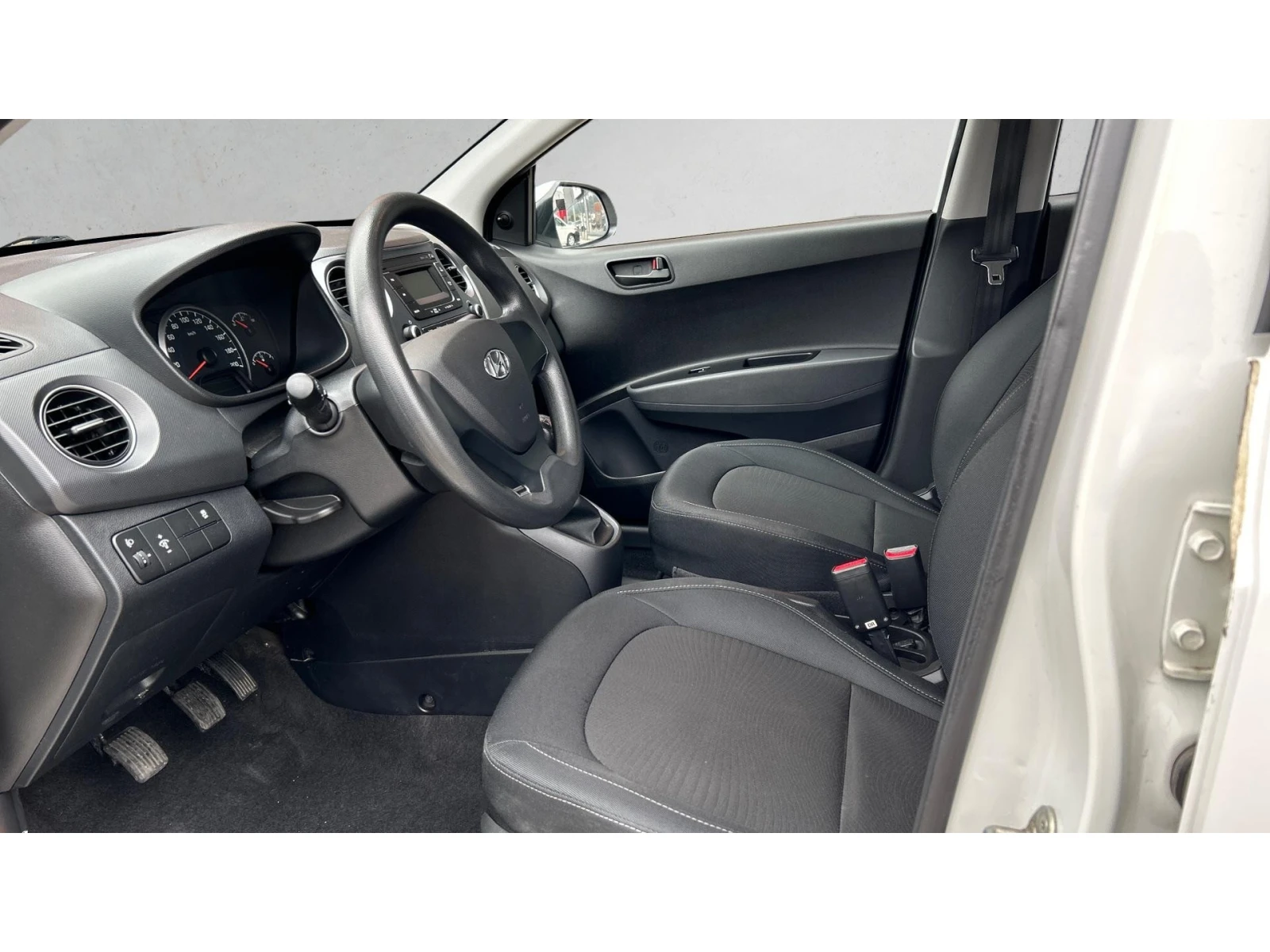 Hyundai I10 1.0 MPi, ������� ������ �� 115   | Mobile.bg � ����������� 11