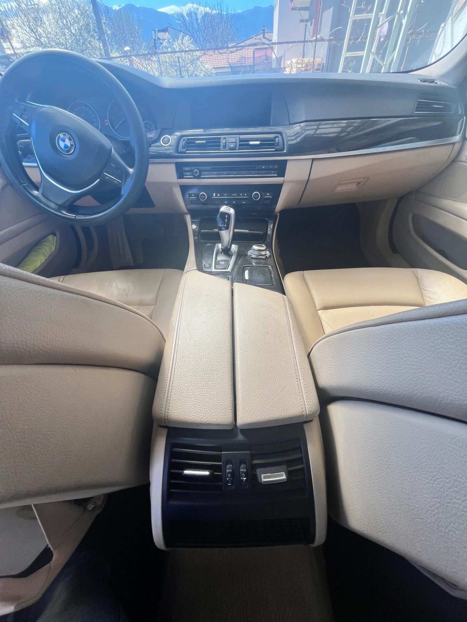 BMW 520, снимка 13 - Автомобили и джипове - 54137360