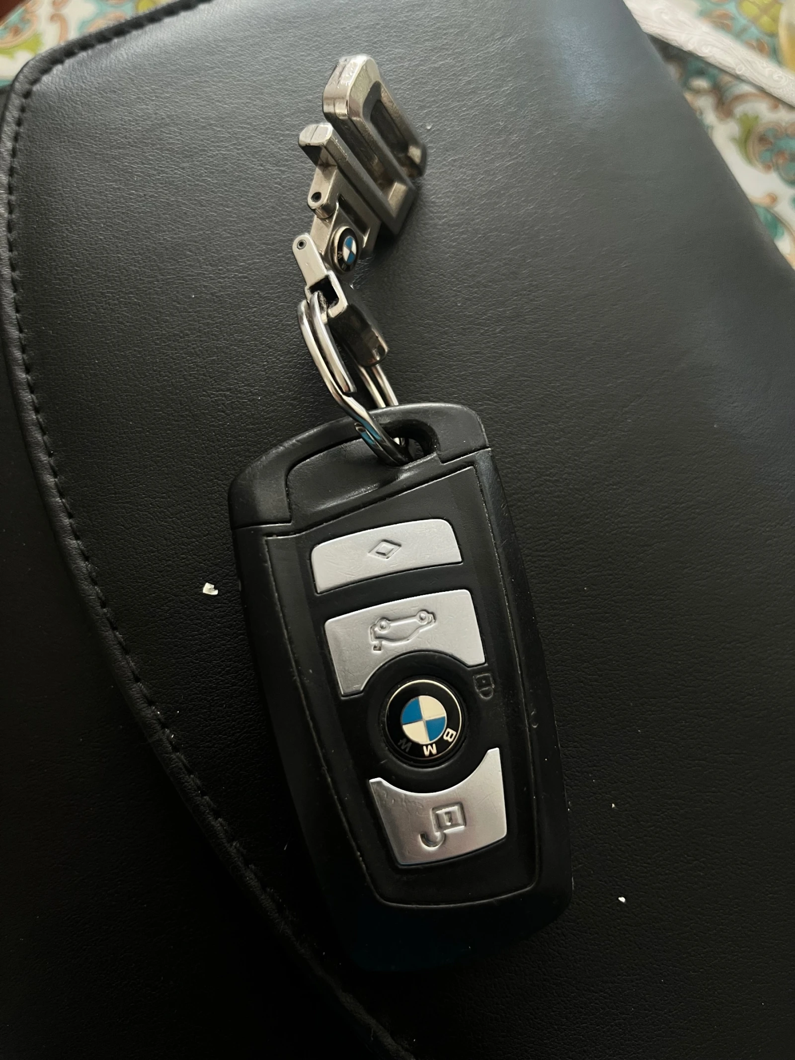 BMW 520, снимка 15 - Автомобили и джипове - 54137360