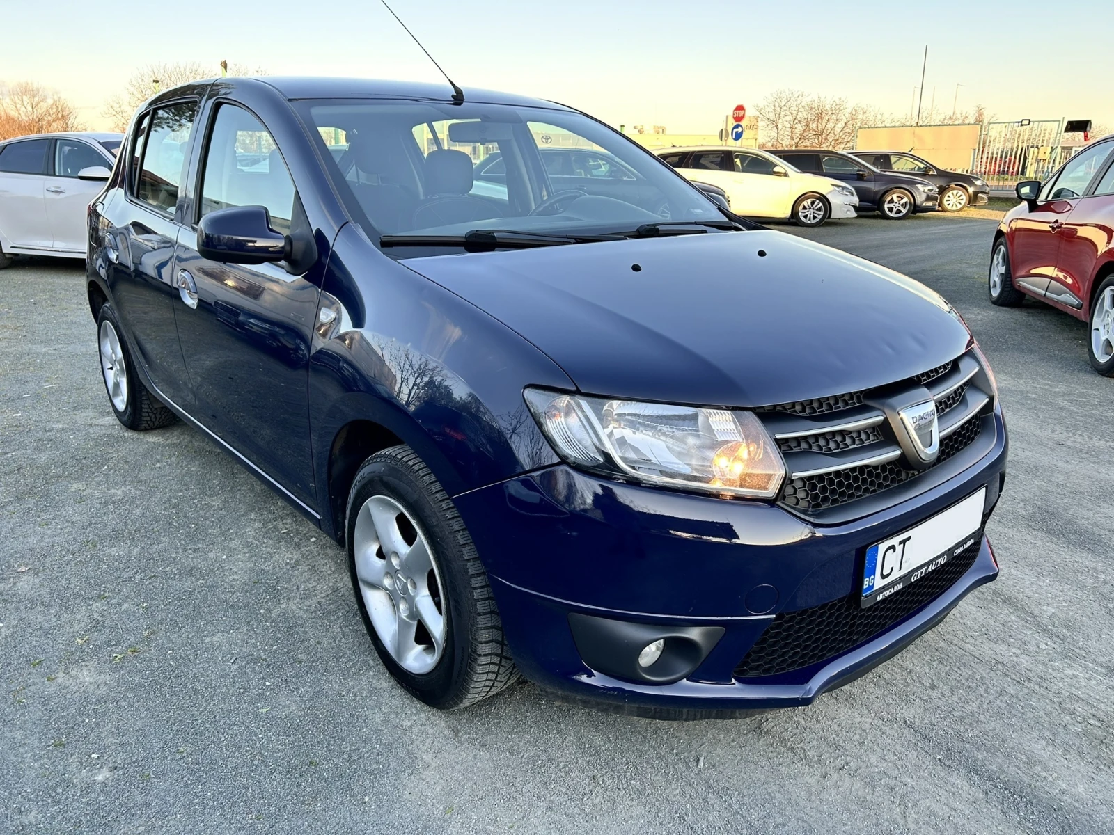 Dacia Sandero 1.2I* ГАЗ* EURO 5B* NAVI* КЛИМА, снимка 7 - Автомобили и джипове - 54141042