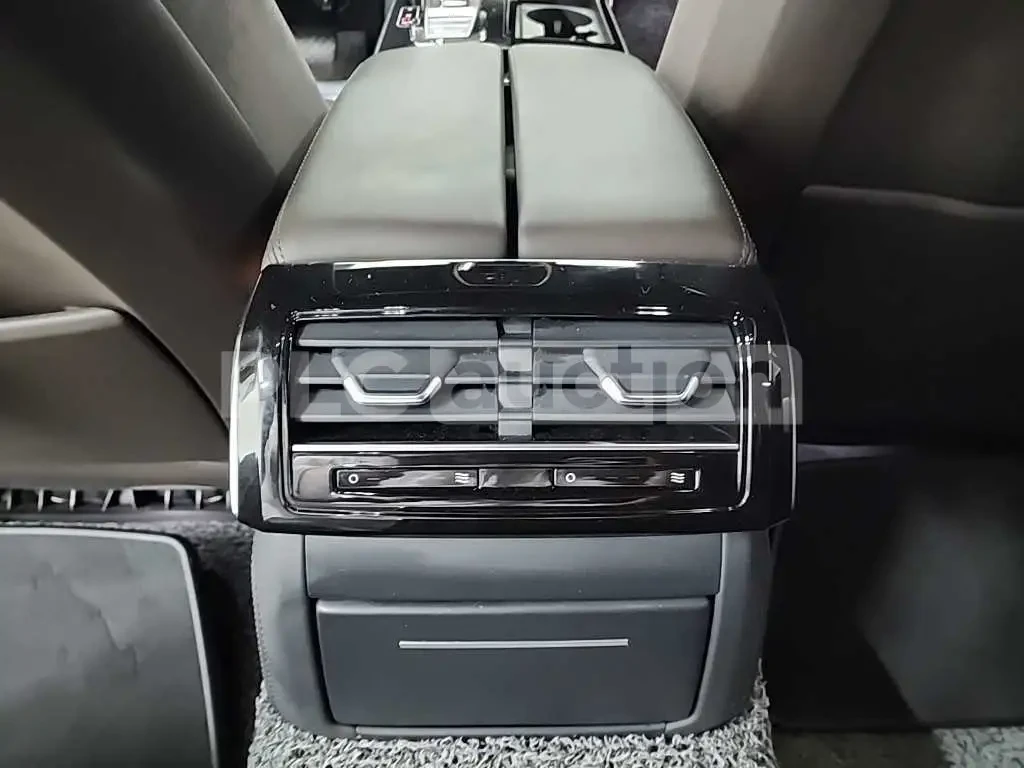 Audi A8 ДИСТРОНИК * ОБДУХВАНЕ * 360* KEYLESS , снимка 13 - Автомобили и джипове - 54566029