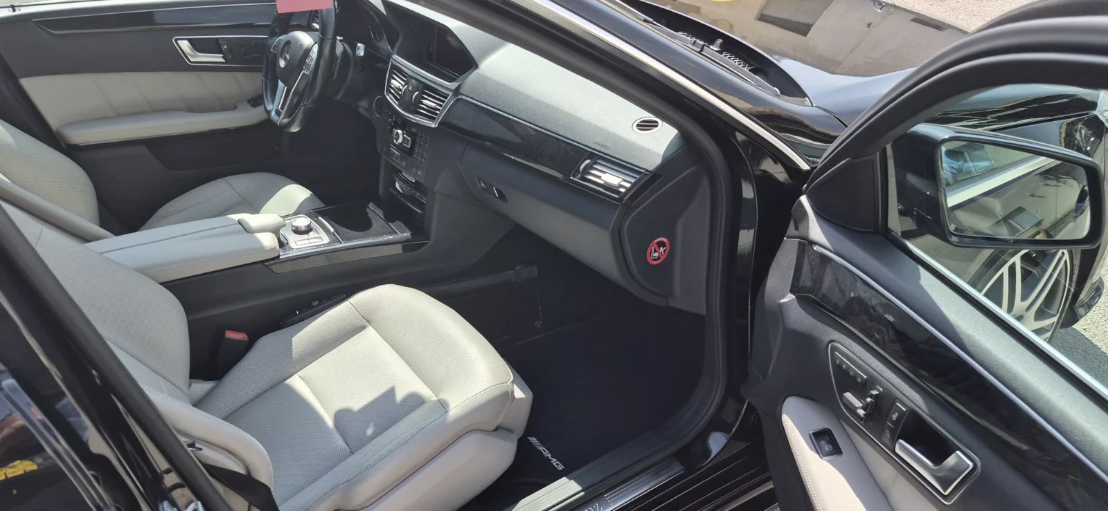 Mercedes-Benz E 350 AMG* Distronic* Camera* Подгрев* , снимка 11 - Автомобили и джипове - 54571619