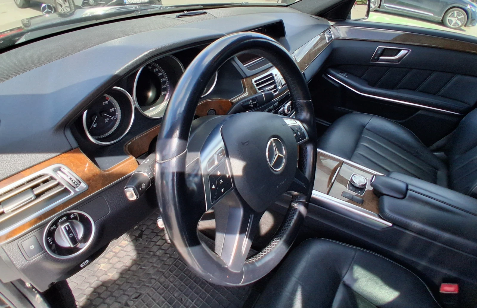 Mercedes-Benz E 350, снимка 7 - Автомобили и джипове - 54737020