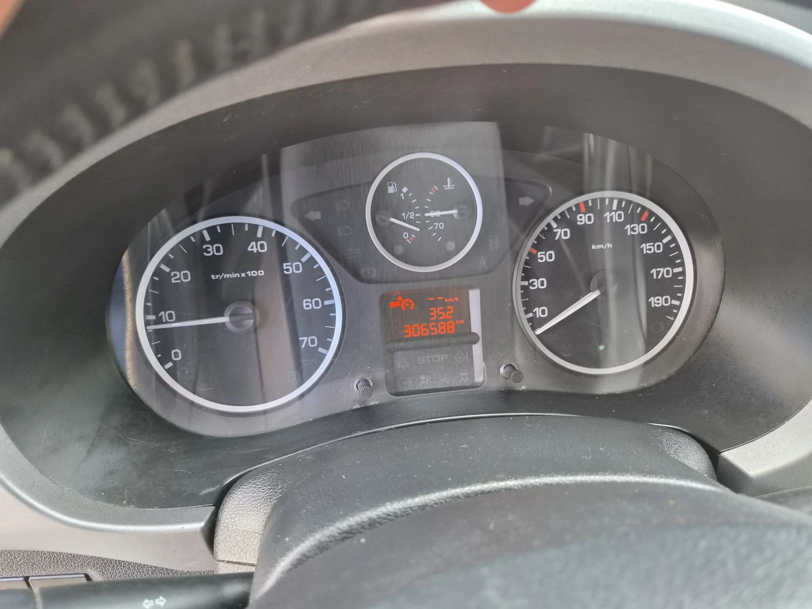 Citroen Berlingo 1.6hdi, evro6, ad blue fuul fuul ekstri, снимка 8 - Автомобили и джипове - 54802391