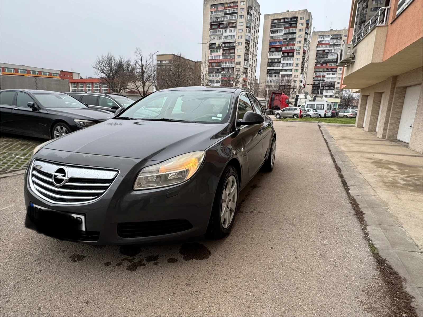 Opel Insignia 1.8 бензин, снимка 3 - Автомобили и джипове - 54820777