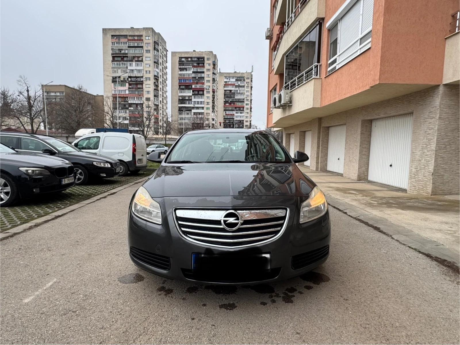 Opel Insignia 1.8 бензин, снимка 2 - Автомобили и джипове - 54820777