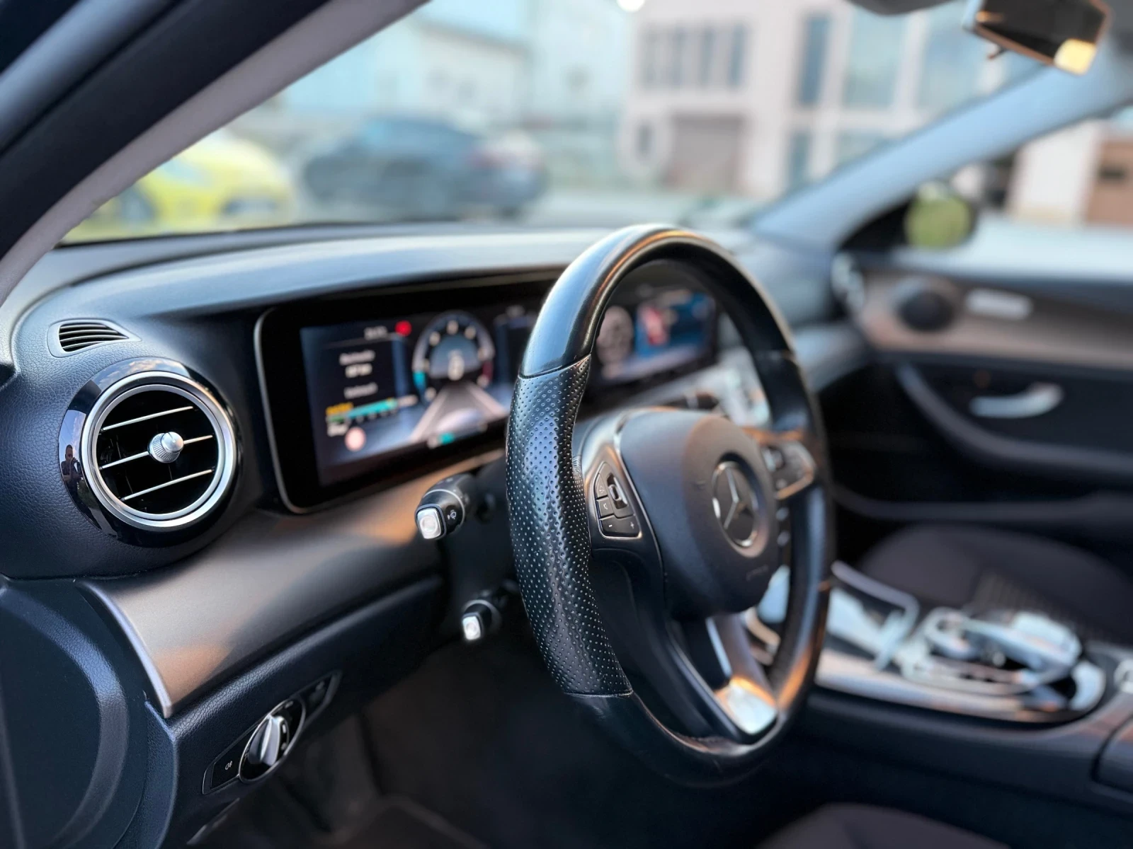 Mercedes-Benz E 350, снимка 9 - Автомобили и джипове - 55394830