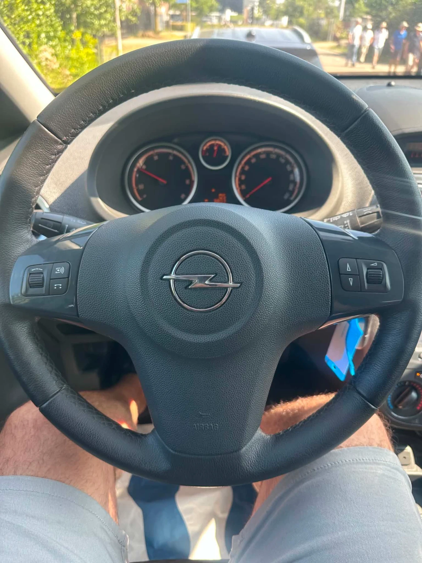 Opel Corsa 1.3 CDTI, снимка 16 - Автомобили и джипове - 55803282