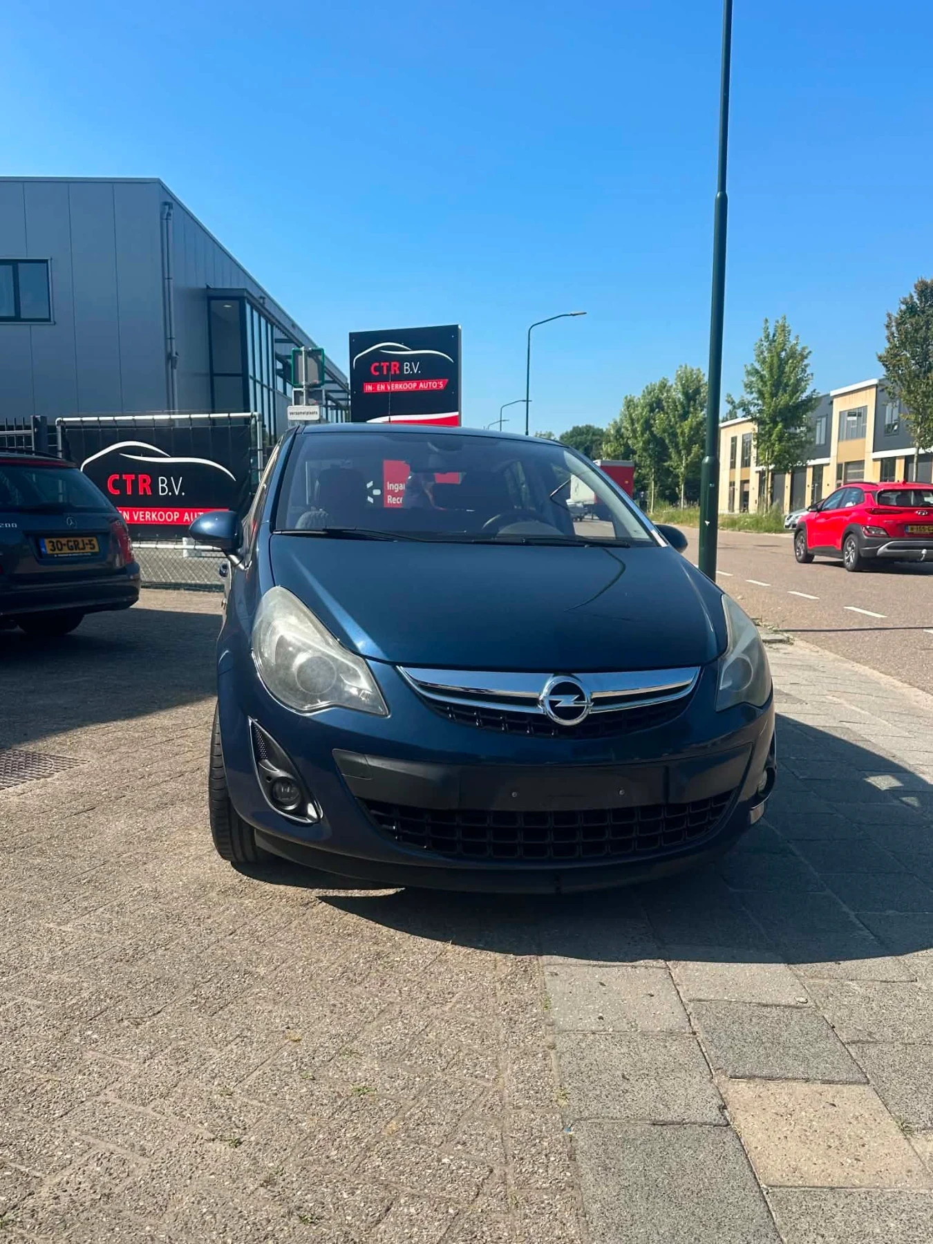 Opel Corsa 1.3 CDTI, снимка 15 - Автомобили и джипове - 55803282