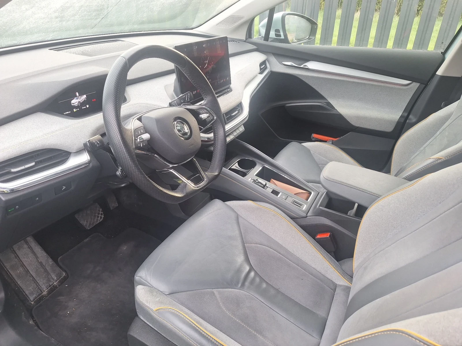 Skoda Enyaq Панорама, снимка 8 - Автомобили и джипове - 56202124