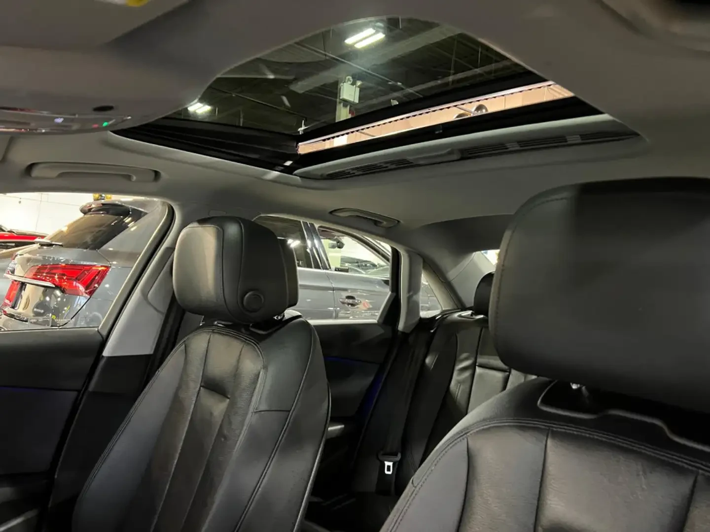 Audi A4 TECHNIK/QUATTRO/��� ������������ ������/360/B&O/ | Mobile.bg � ����������� 16