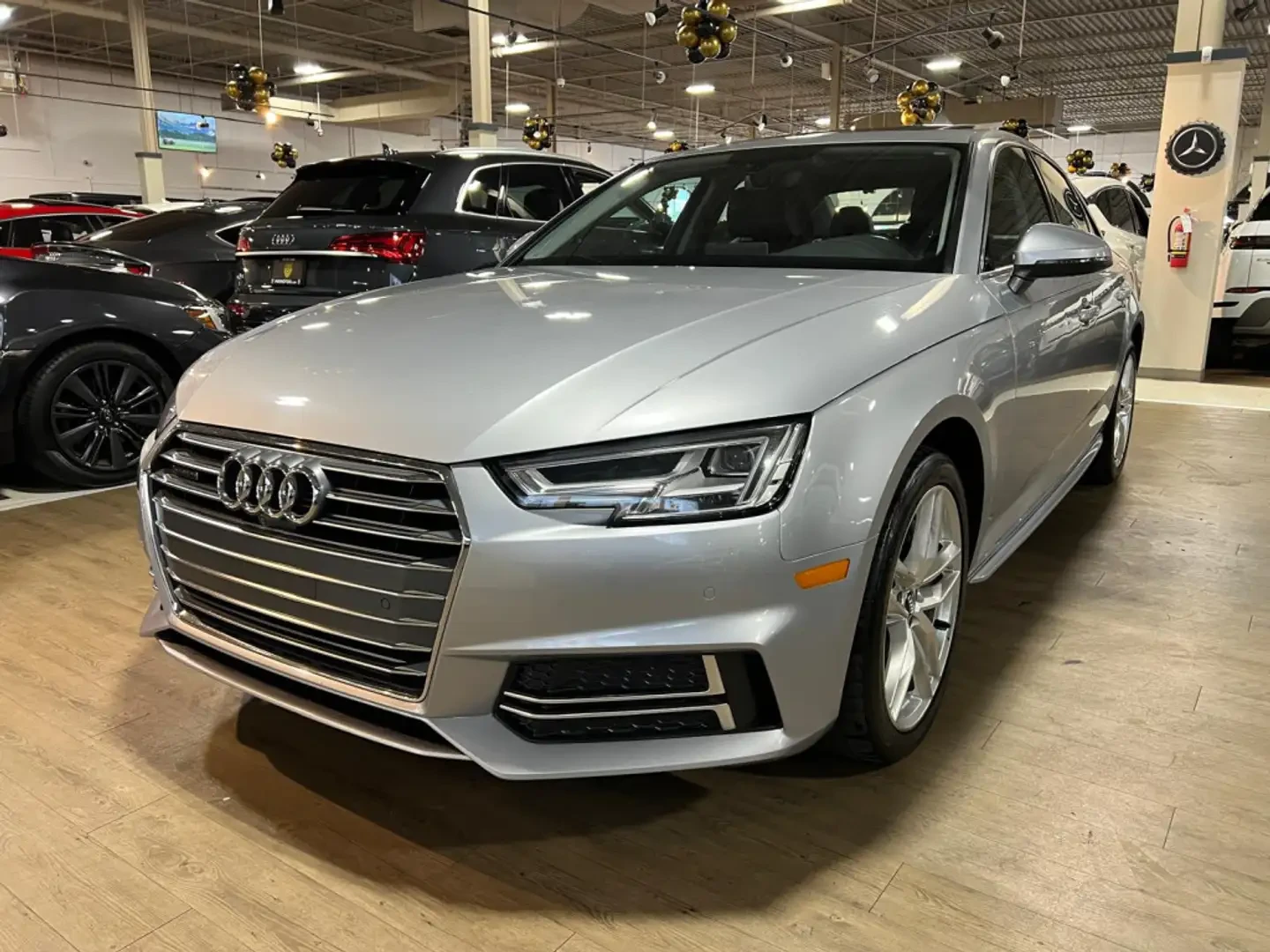 Audi A4 TECHNIK/QUATTRO/��� ������������ ������/360/B&O/ | Mobile.bg � ����������� 4