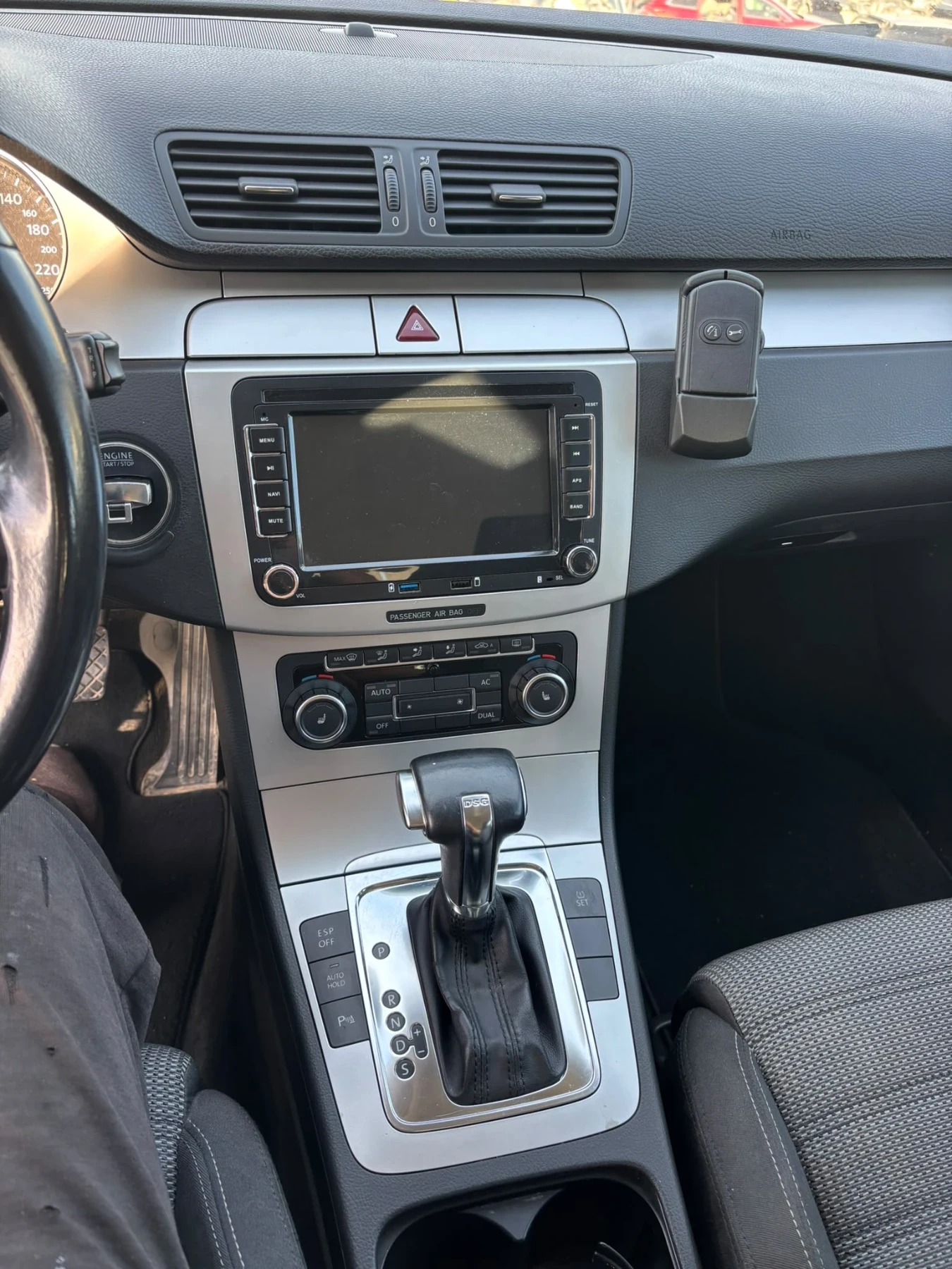 VW Passat 2.0TDI, снимка 9 - Автомобили и джипове - 56448727