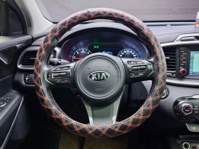 Kia Sorento 2.2 CRDI 4WD - САМО 30% АВАНС, снимка 13