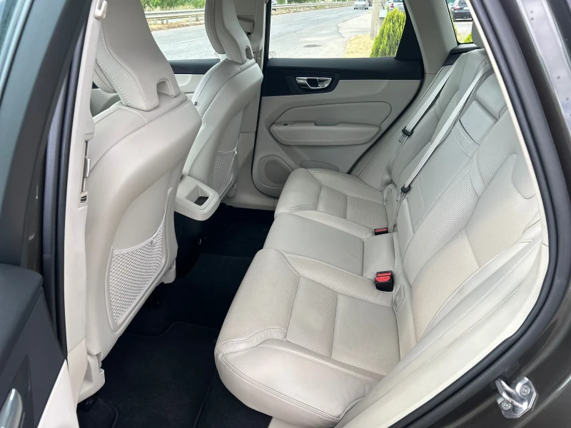 Volvo XC60 INSCRIPTION, снимка 8 - Автомобили и джипове - 51091869