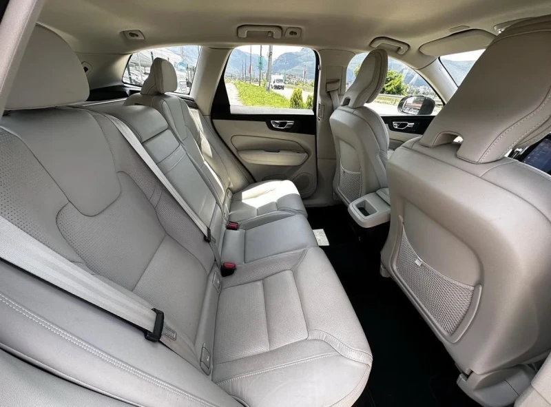 Volvo XC60 INSCRIPTION 4x4, снимка 16 - Автомобили и джипове - 51091869