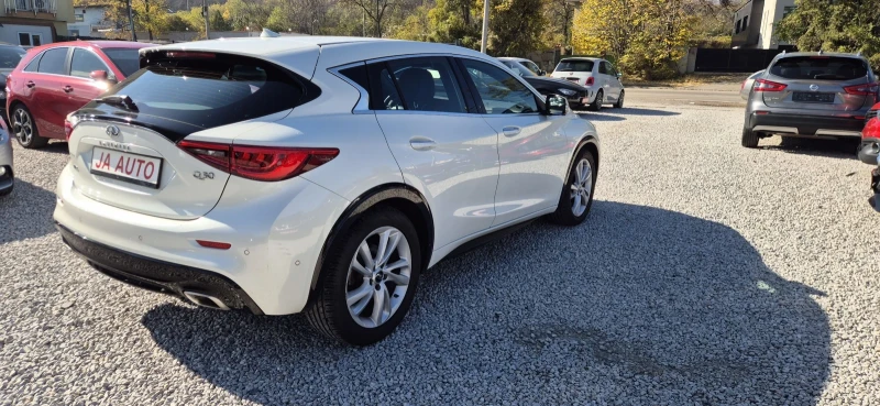 Infiniti Q30 2.2D-170кс. 4X4, снимка 5 - Автомобили и джипове - 52234535