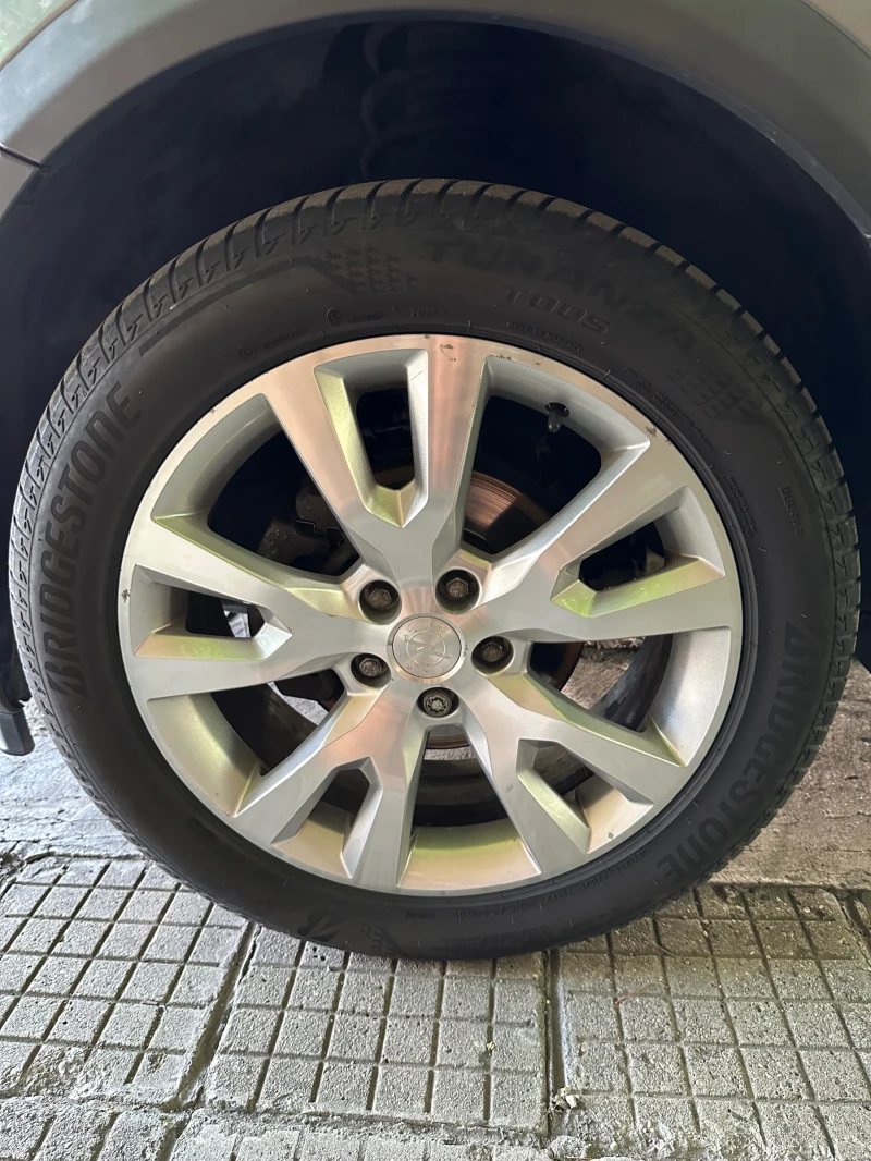 Opel Antara 2.2CDTI 4X4 , снимка 10 - Автомобили и джипове - 53500280