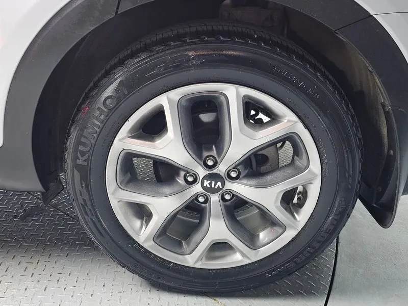 Kia Sorento 2.2 CRDI 4WD - ���� 30% ����� | Mobile.bg � ����������� 5