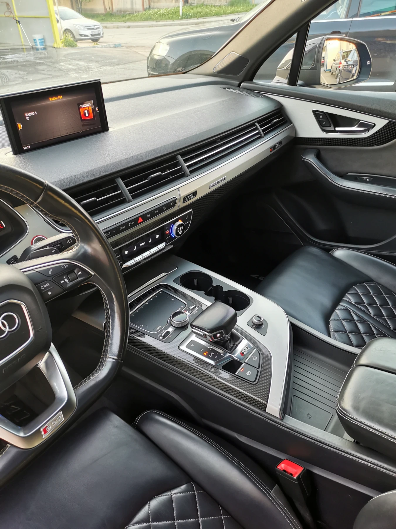 Audi SQ7  - изображение 7