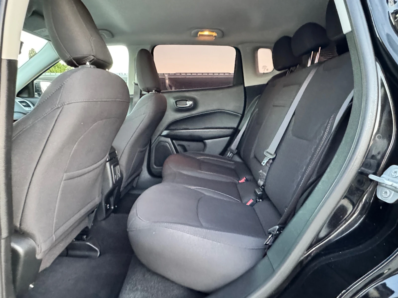 Jeep Compass 2.0M-JET 4x4 АВТОМАТ ИТАЛИЯ - изображение 9