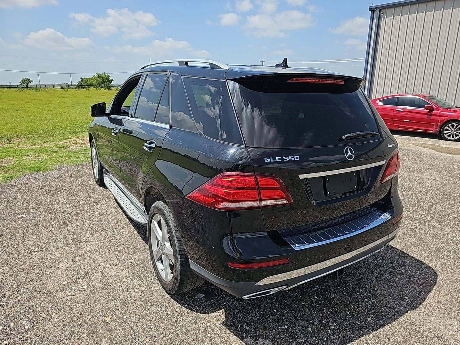 Mercedes-Benz GLE 350 * CARFAX* БЕЗ ПЪРВОНАЧАЛНА*  - изображение 2