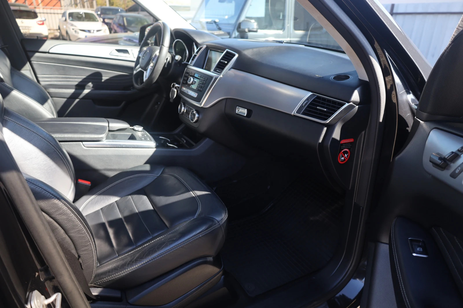 Mercedes-Benz ML 350 CDI 4M AMG AIRMATIC Kamera SzH ILS NAPPA #iCarbg | Mobile.bg   7