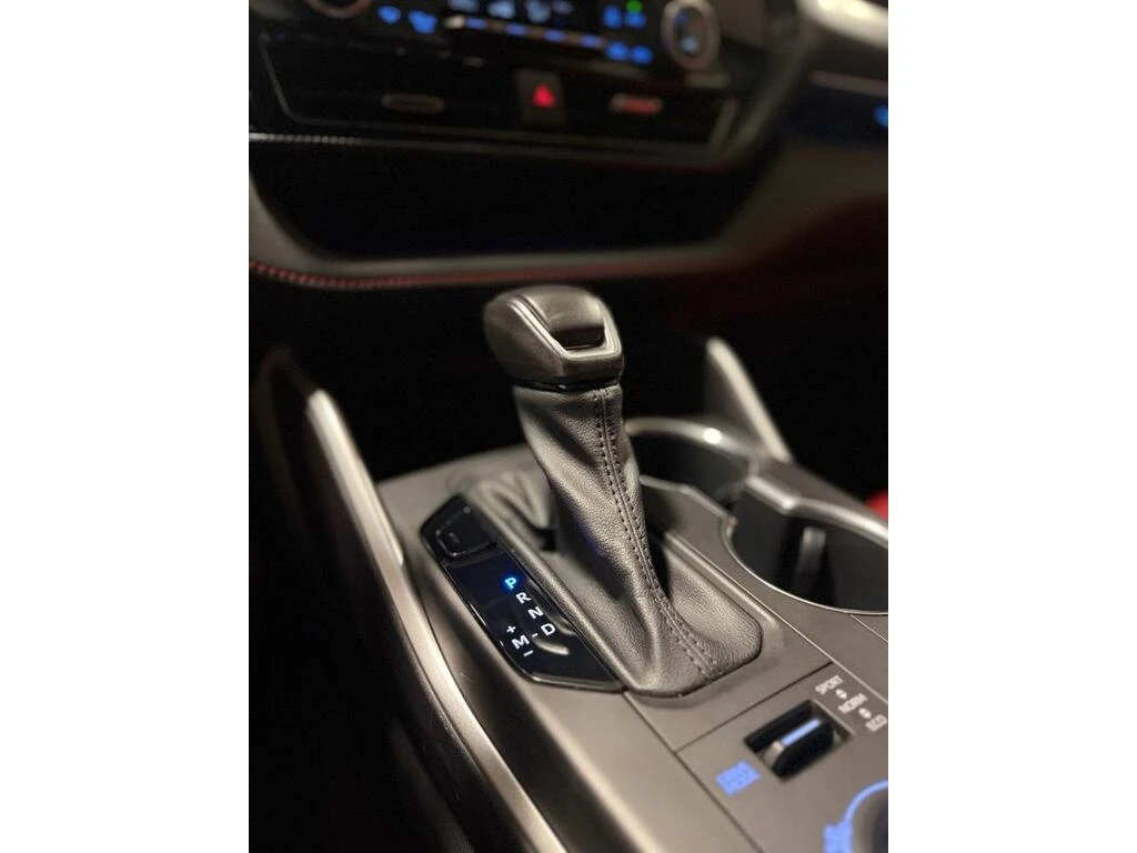 Toyota Highlander XSE | RED INT | 7 Passenger  CARFAX | Mobile.bg � ����������� 15