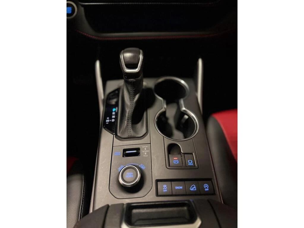 Toyota Highlander XSE | RED INT | 7 Passenger  CARFAX | Mobile.bg � ����������� 16