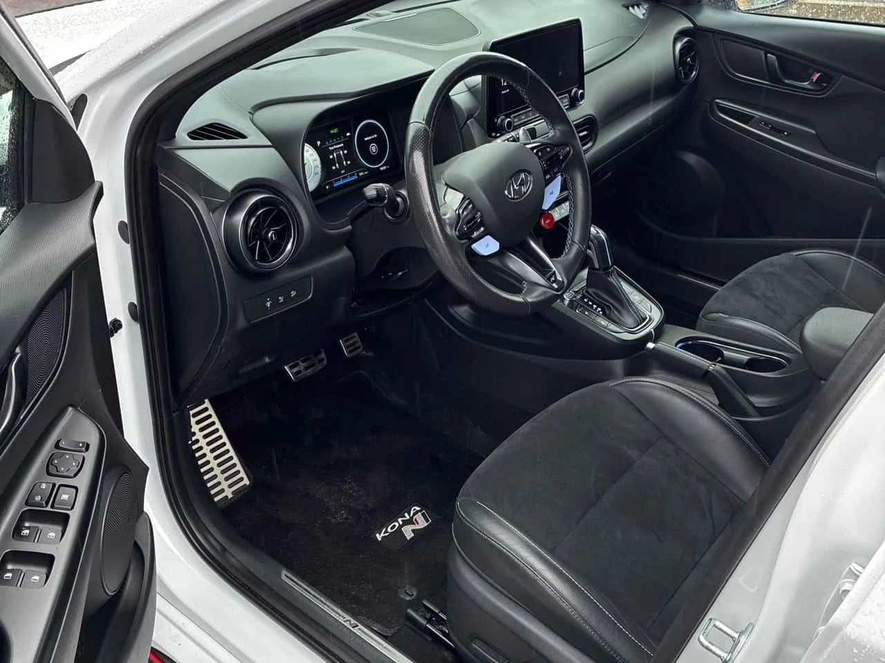 Hyundai Kona 2.0T FWD  CARFAX, снимка 5 - Автомобили и джипове - 54165150