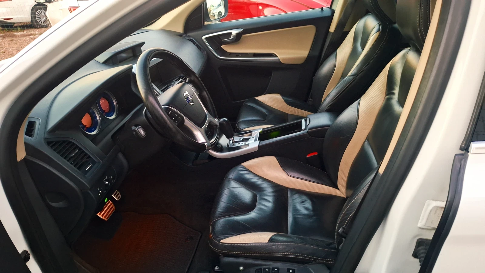 Volvo XC60 D5 R Design 225 hp. AWD | Mobile.bg � ����������� 10