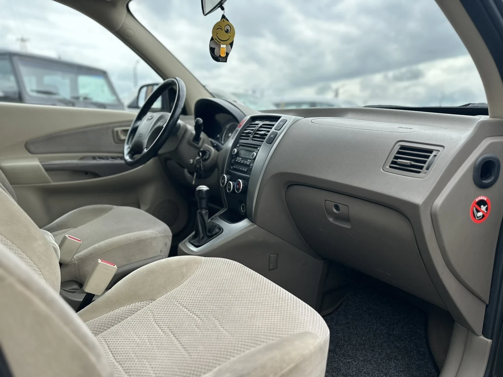 Hyundai Tucson 2.0I GAZ 141кс, снимка 9 - Автомобили и джипове - 54383231