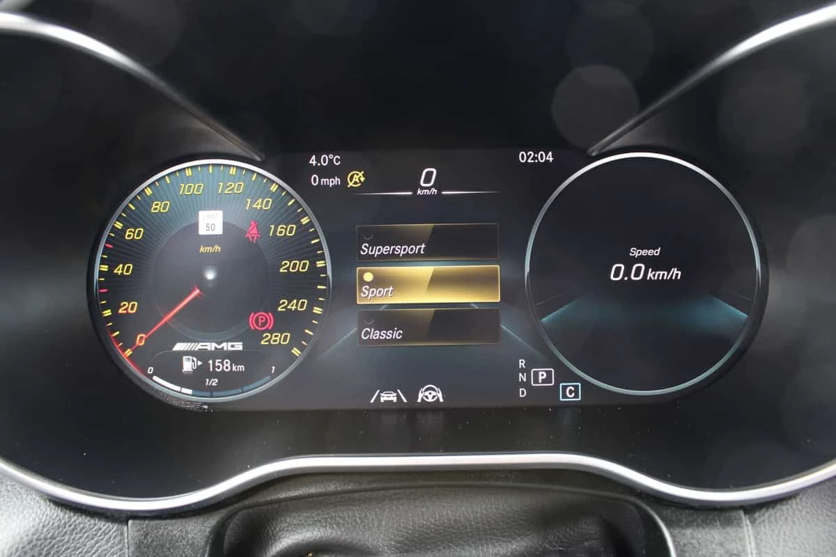 Mercedes-Benz GLC 43 AMG COUPE * CARFAX * БЕЗ ПЪРВОНАЧАЛНА ВНОСКА, снимка 17 - Автомобили и джипове - 54841458